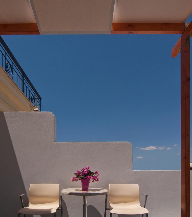 Triton Hotel Piraeus Exterior photo